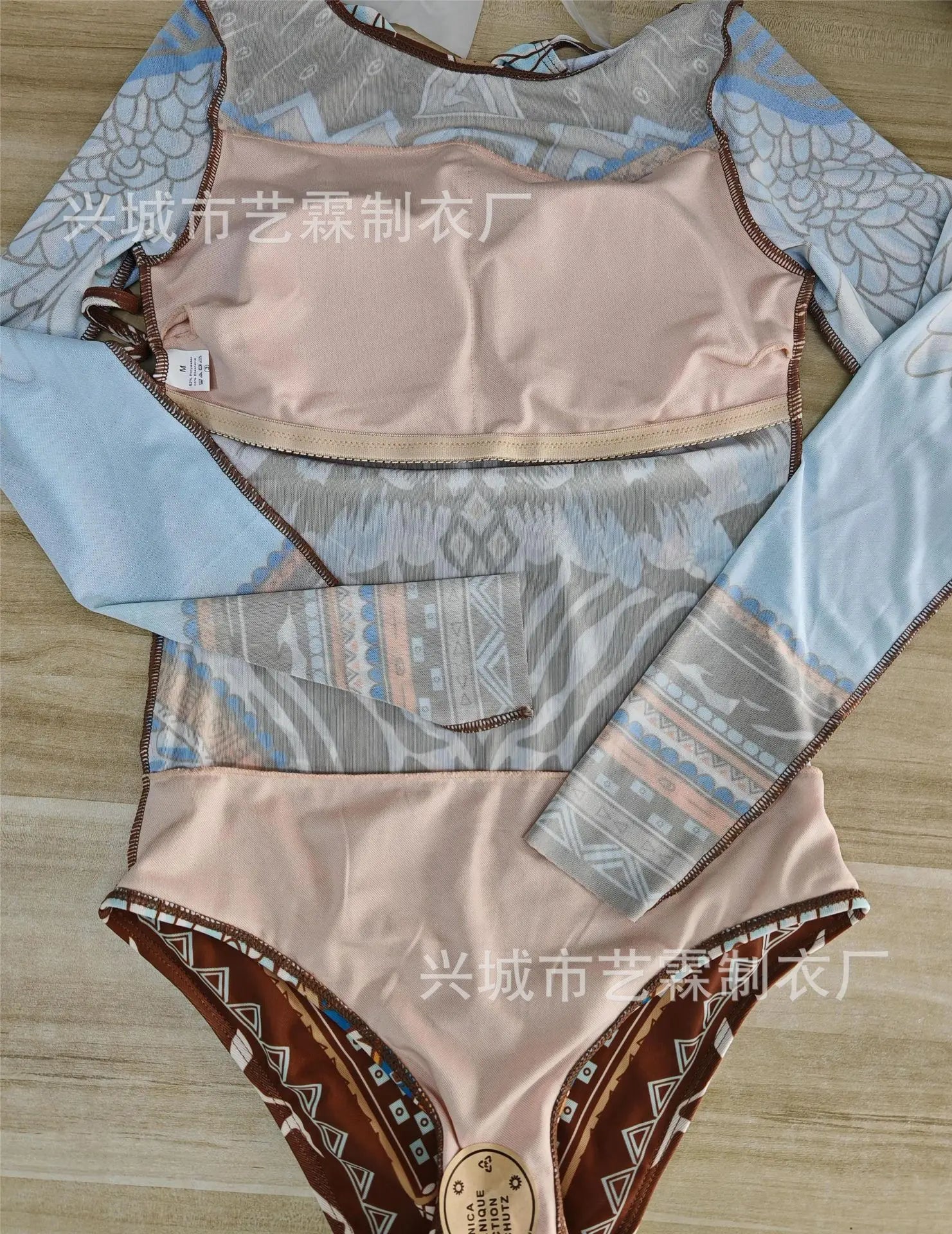 New Women's Fashionable and Sexy Printed Long Sleeved Swimsuit with Cup Cover Sun Protection Mesh Fabric One-piece Swimsuit