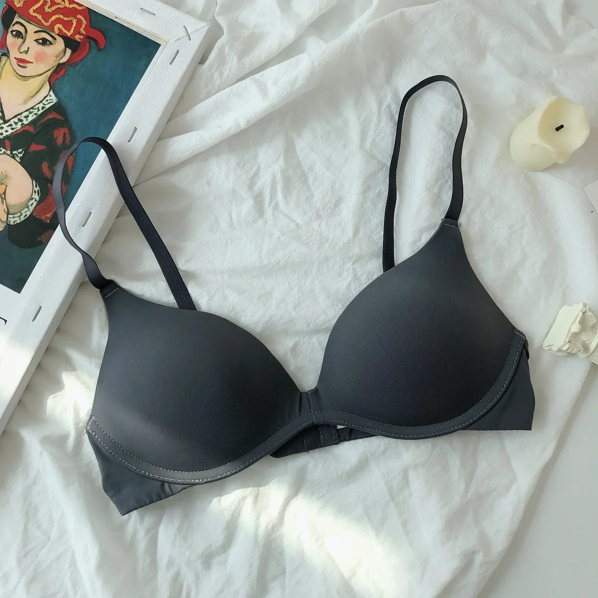 Bras for Women Seamless Backless Underwear Sexy Lingerie 3/4 Cup Bralette Top Wireless Brassiere Intimates Japanese Simple Bra