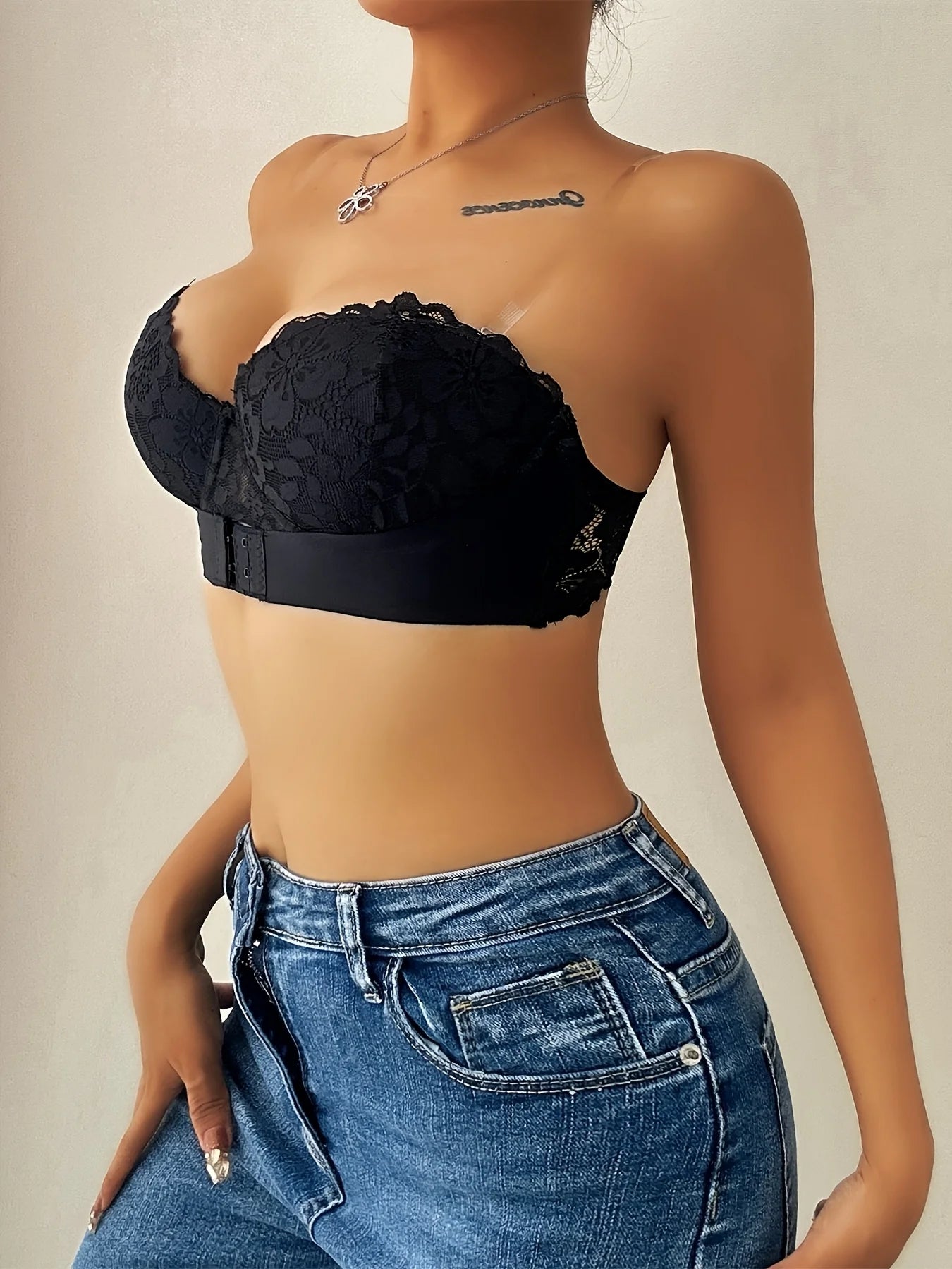 Solid-color floral lace semi-transparent strapless steel-cup plunge bra, sexy and comfortable front-opening and closing bra, wom