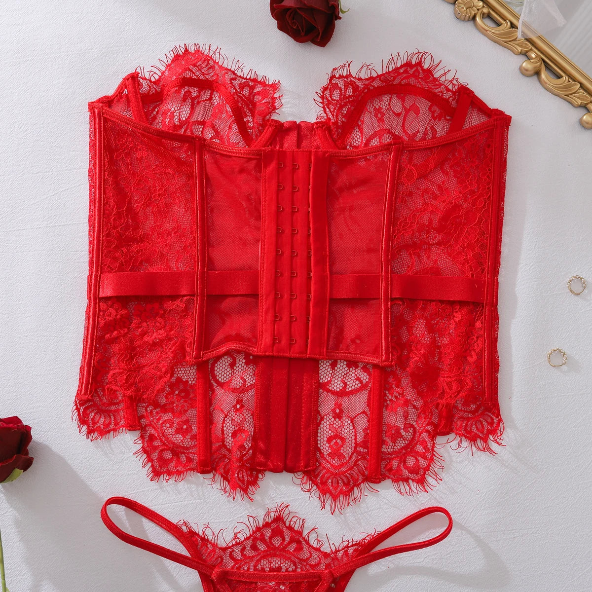 2025 new product: two-piece lingerie set for women, featuring eyelash lace, wavy low-cut fishbone design, and sexy body-shaping