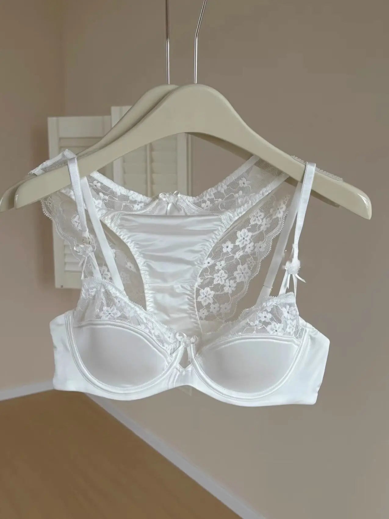 High Quality French Demi Cup Bra Set Soft Lace Thin Lightweight Side Support Anti Sagging Comfort Everyday Wear 32-38AB Bra Suit