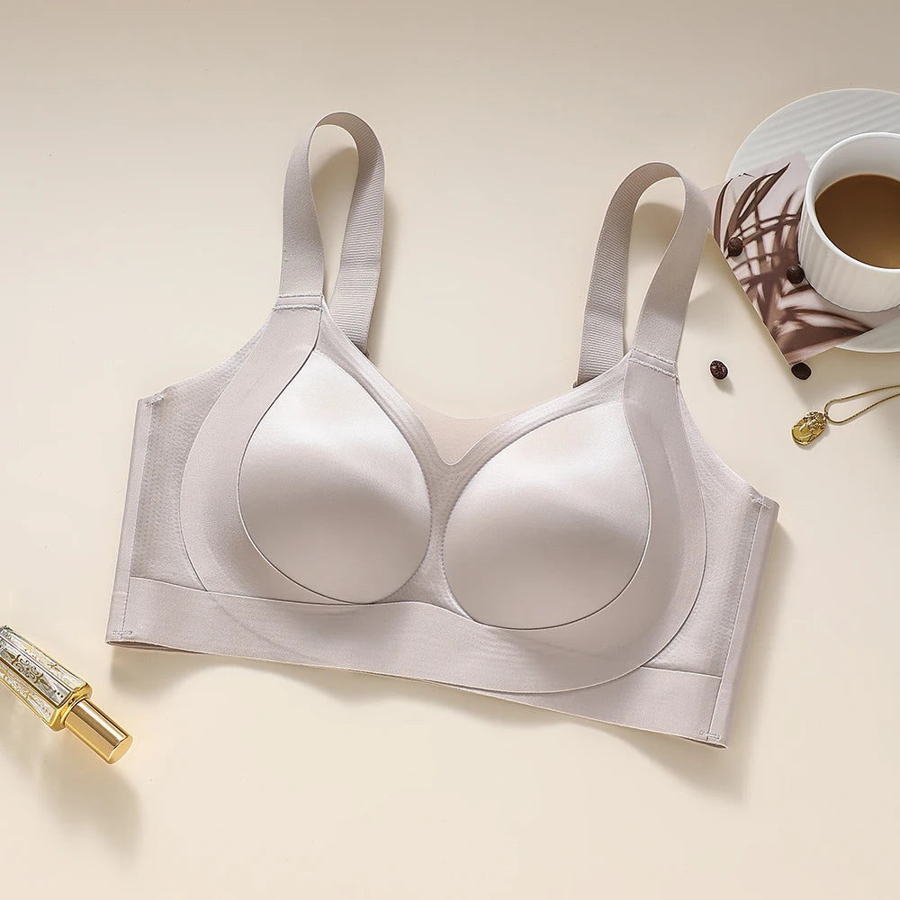 CAITING Wireless Full-Cup Bra Lingerie for Women — Seamless, Invisible Under Clothes, Full Coverage, Large Size M-3XL