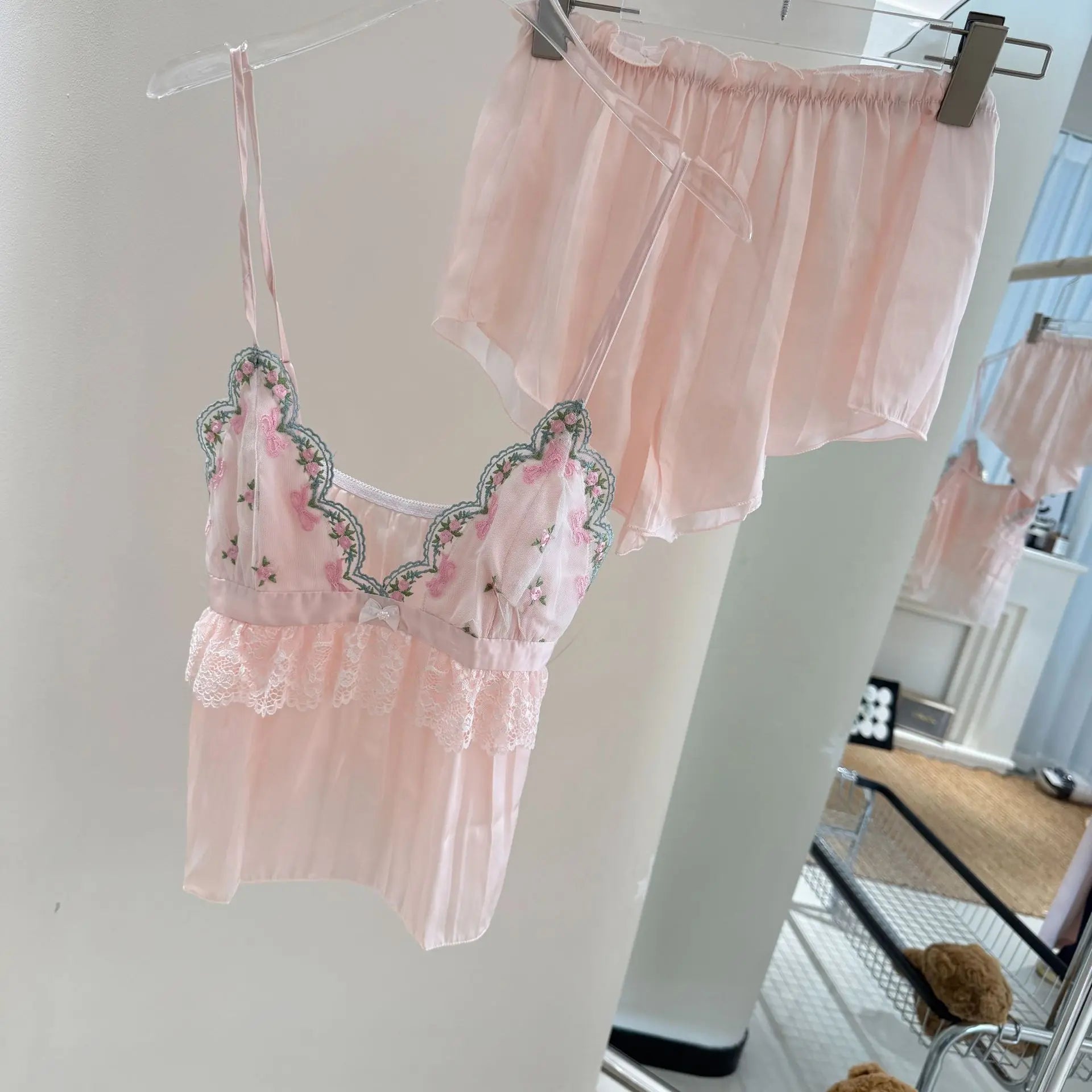 2025 Summer New Pajamas Lingerie Set Sexy Sweet Lace Trim Cami Shorts Shirt Pants Rayon Home Clothes Loungewear Nightwear