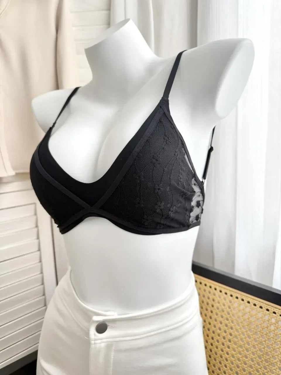Lace Lingerie for Women's Summer, Thin, Large-bust, Slimming, Lace-curving, Triangular Cup, Beautiful Back, Seamless Bra