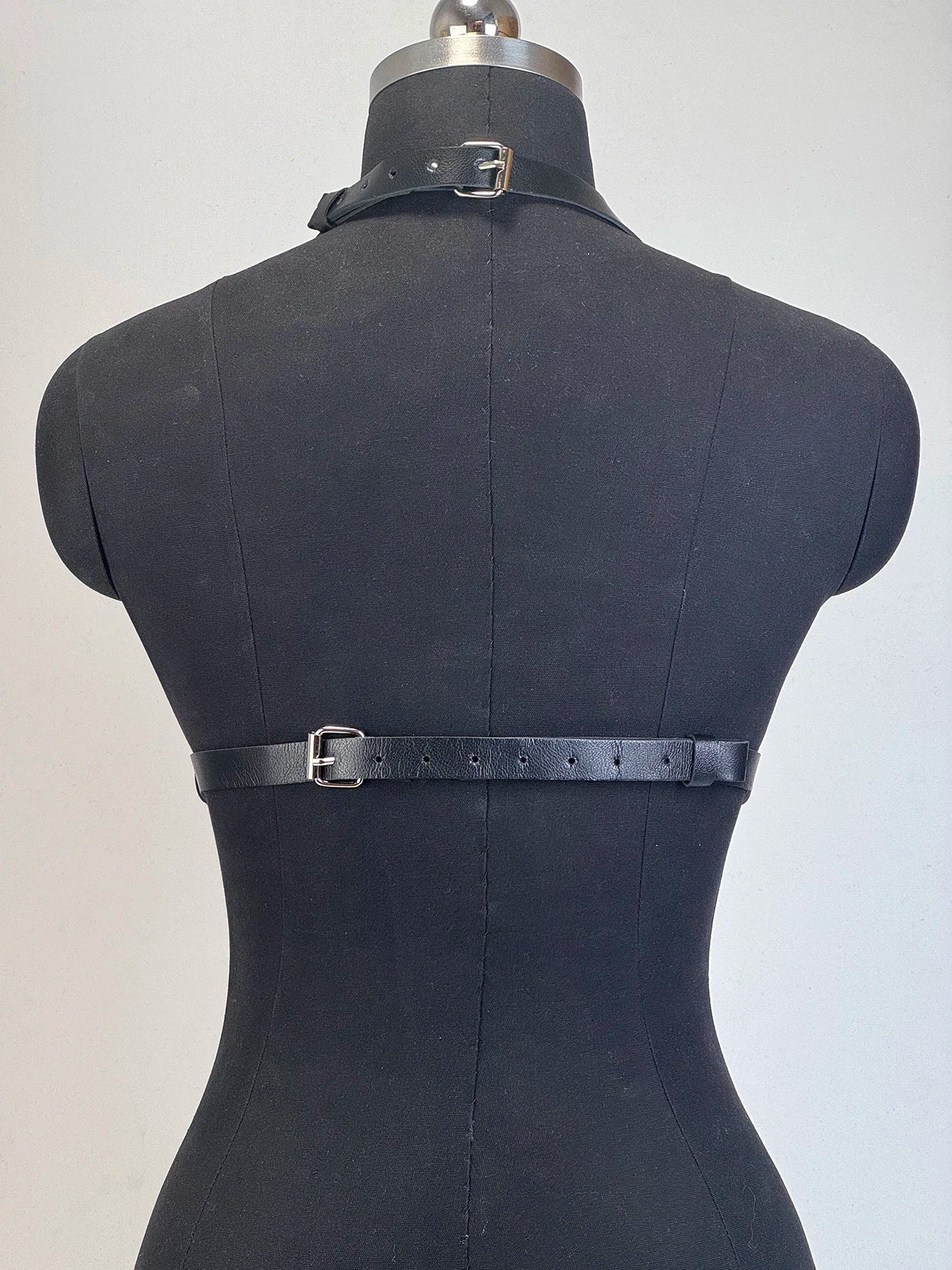 Sexy Bdsm Games Tools Goth Leather Garter Body Harness for Women Punk Lingerie Retro Bondage Suspenders Adults Accessories Belt