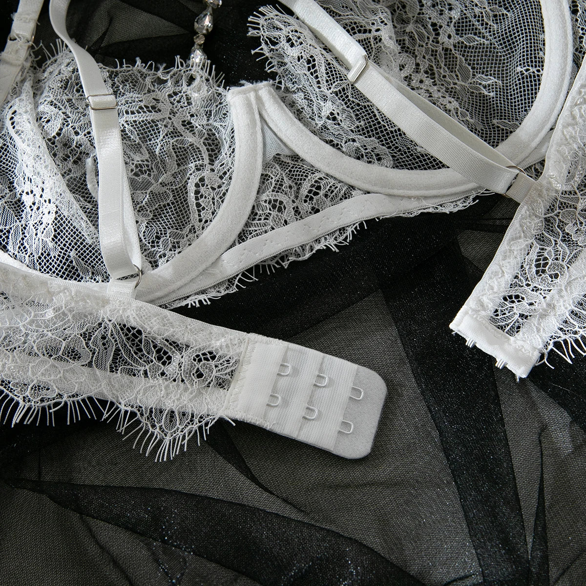 Erotic Lingerie Bra and Panties Set Basic Sexy Sheer Lace Eyelash Unline One Layer Lace Lingerie Women Underwear Intimate