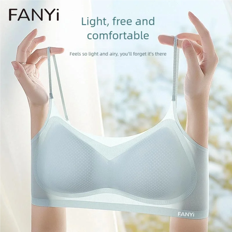 A thin, breathable and comfortable women's bra with a slim shoulder strap, featuring a beautiful back and a small chest