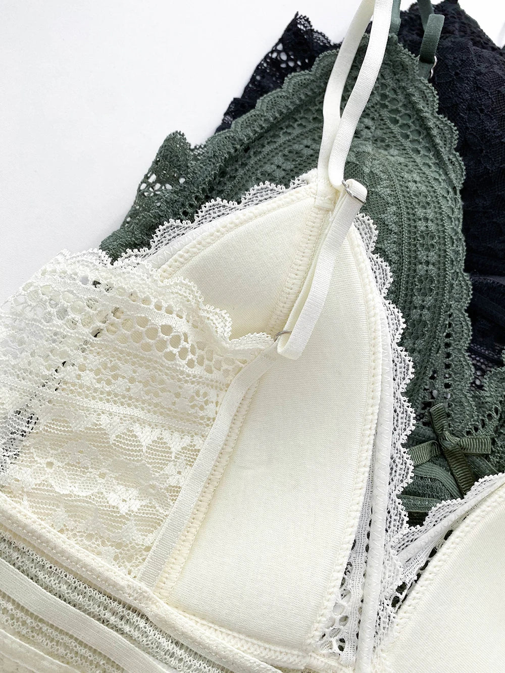 Backless Lace Bra Triangular Sexy Bralette Soft Low Back Biustonosz Women Lingerie Sexy Lace Bras for Women