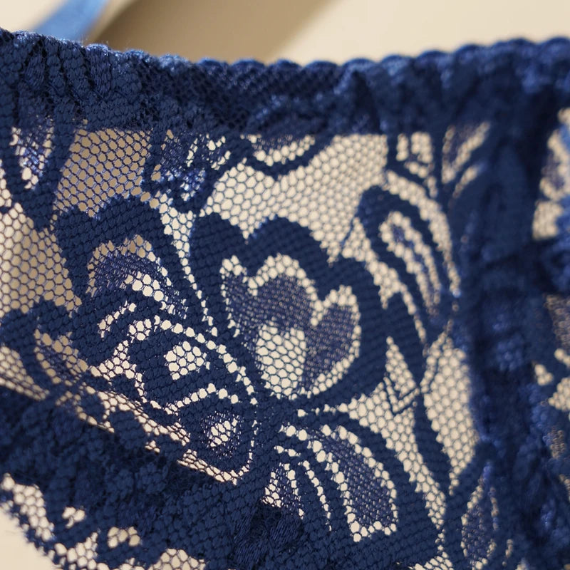 Women Sexy Lace Thin Bras Plus Size Push Up Bralette Hollow Out Lingerie Embroidery Bra Brassiere Female Underwired Underwear