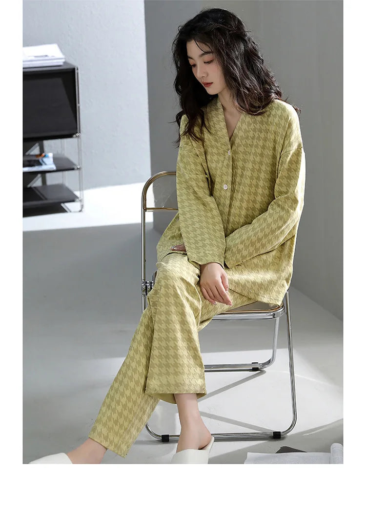 Girls' Four-Season Pajama Set Women's Long-Sleeve Homewear New Casual Outfit for Going Out and Walking Women's Homewear Set