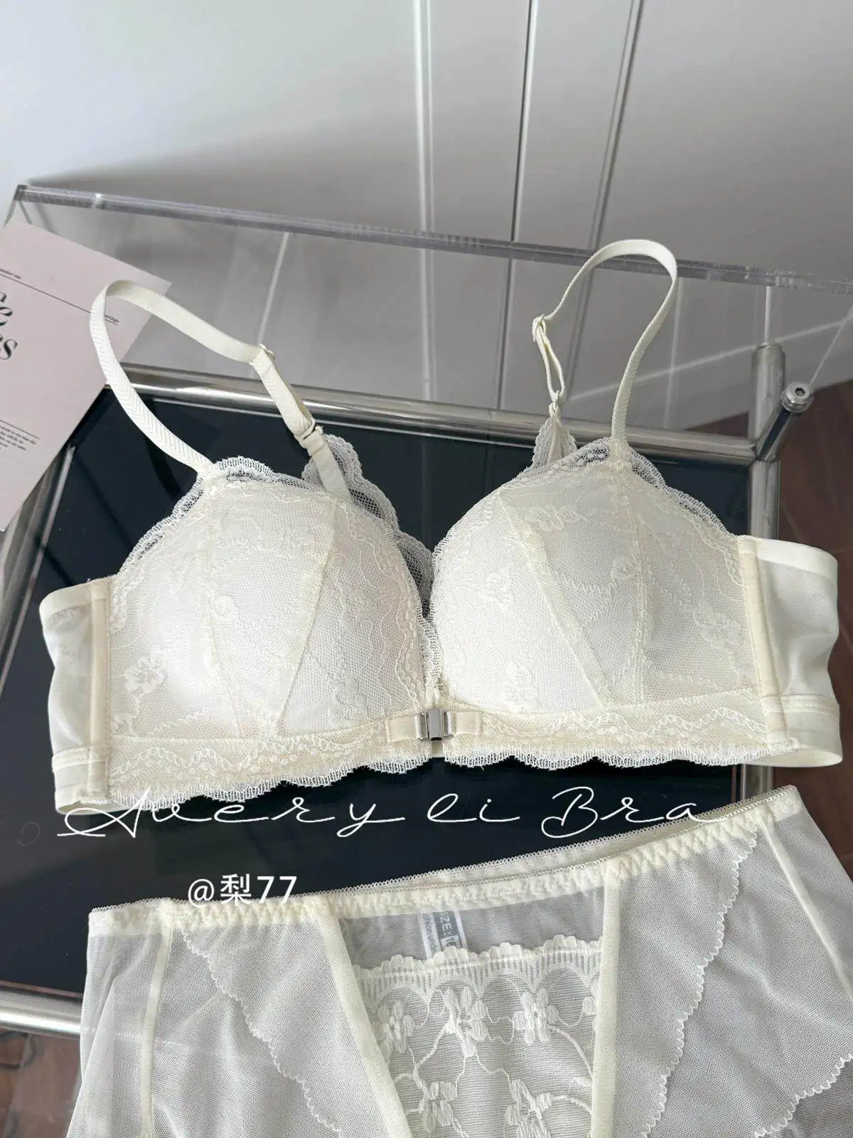 Women's Front Closure Bras Small Boobs Push Up Sexy French Lace Backless Anti Droop Side Smoothing Bandeau T-Shirt Bra