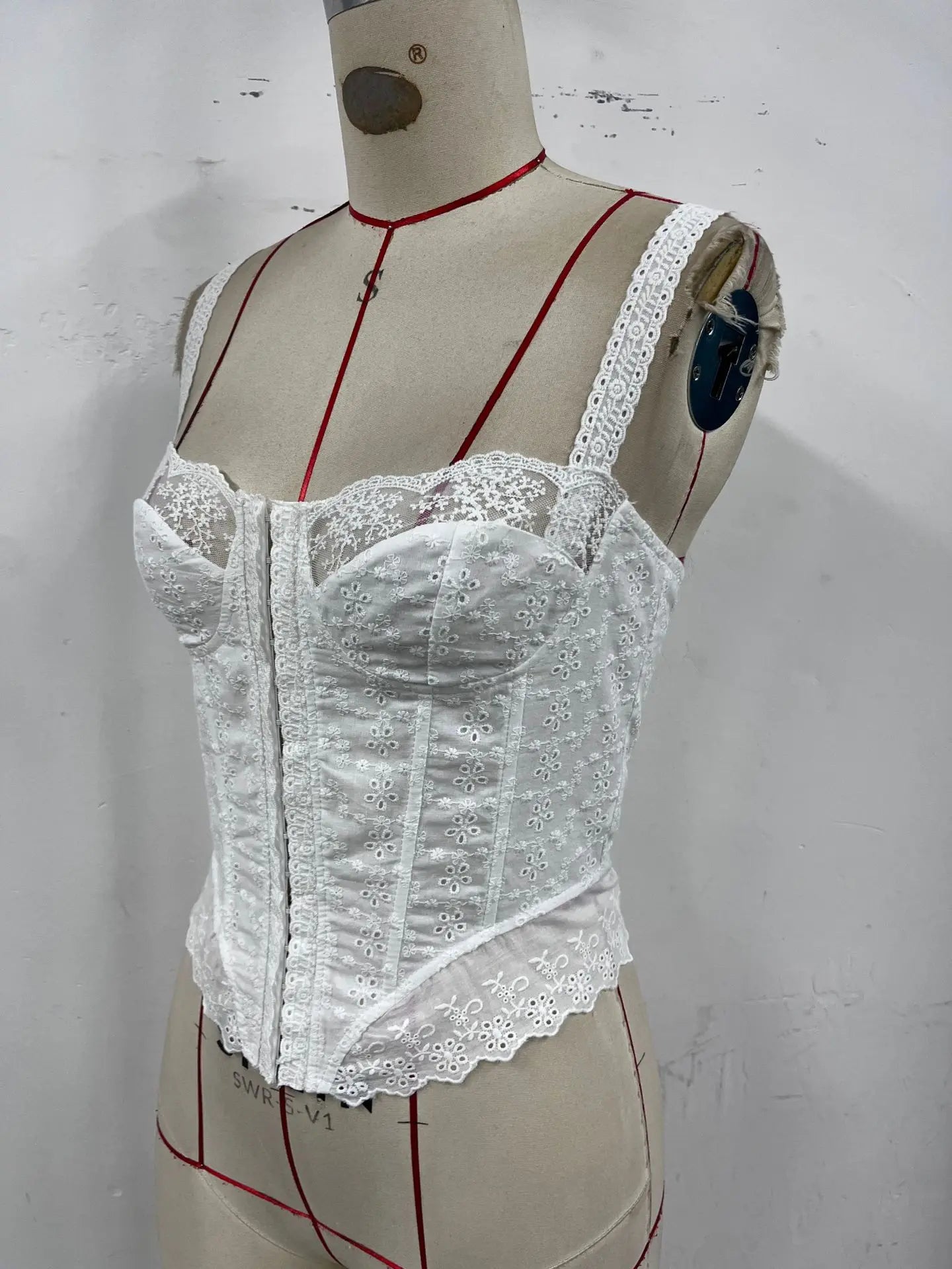 White Lace Corset Tops Front Buckle Women Clothing Sleeveless Cardigan Vest Summer Club Party High Street Fashion Sling Tank Top