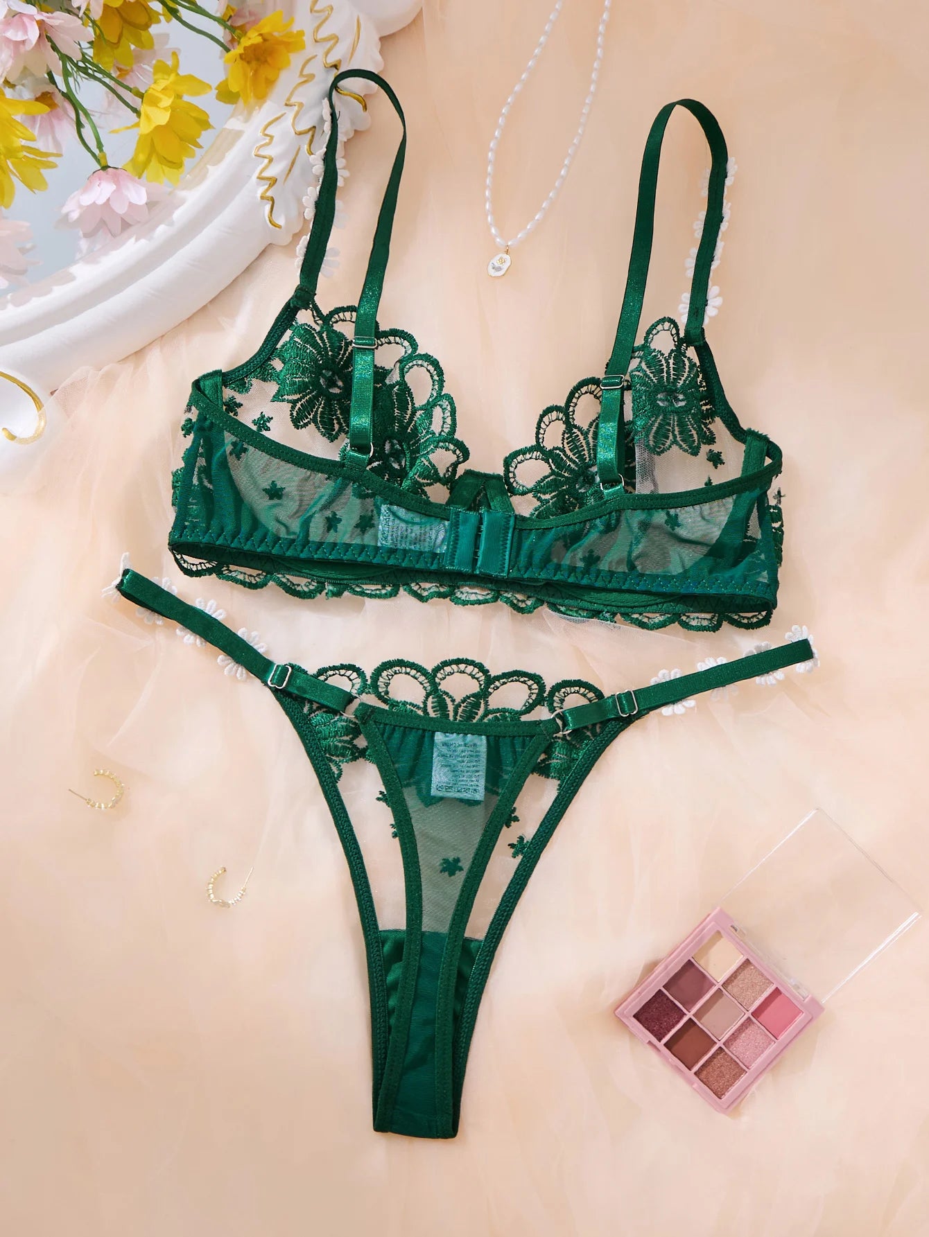 Women's Floral Embroidered Lingerie Set 2-Piece Bra & Panty Set, Black Red Lace Underwear Push-up Comfortable